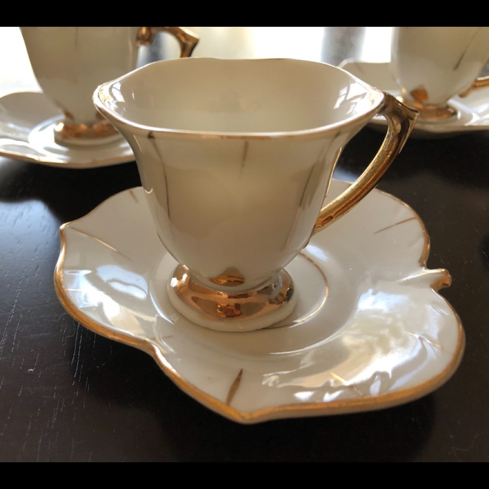6 Porcelain vintage demitasse cups